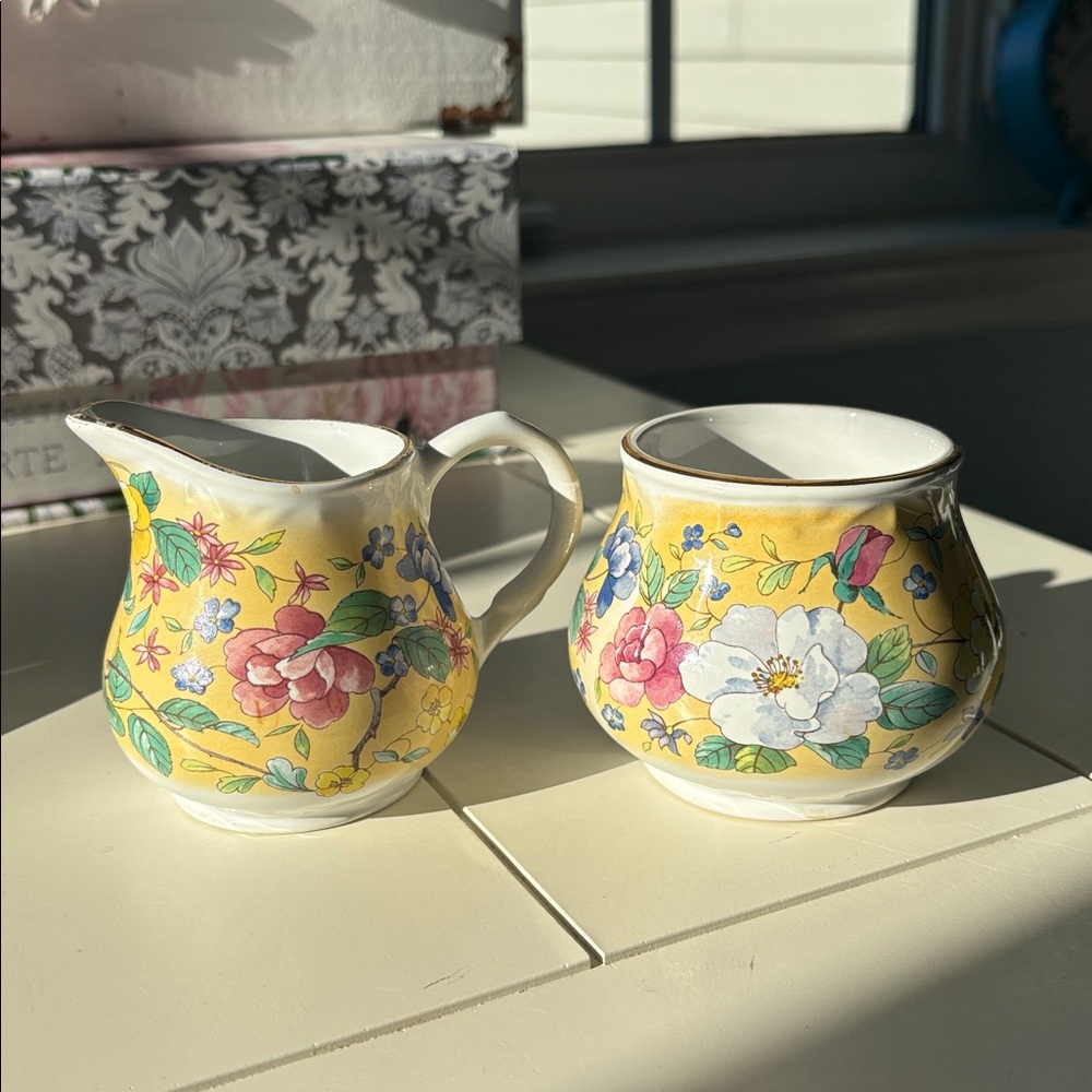 Floral Cream and Cream & Sugar Set